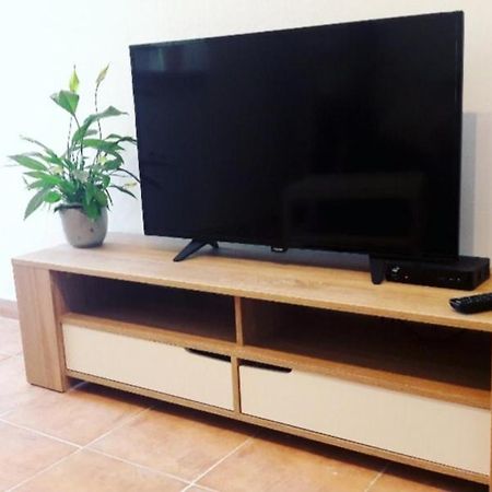 Apartment Nena Near The City Center With Free Parking Πούλα Εξωτερικό φωτογραφία