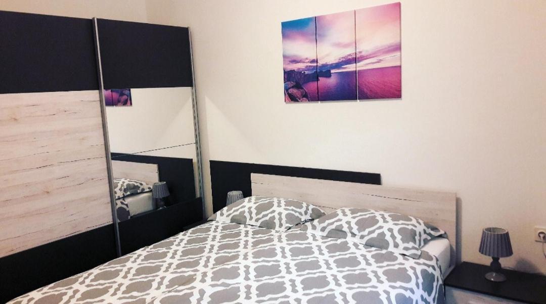 Apartment Nena Near The City Center With Free Parking Πούλα Εξωτερικό φωτογραφία